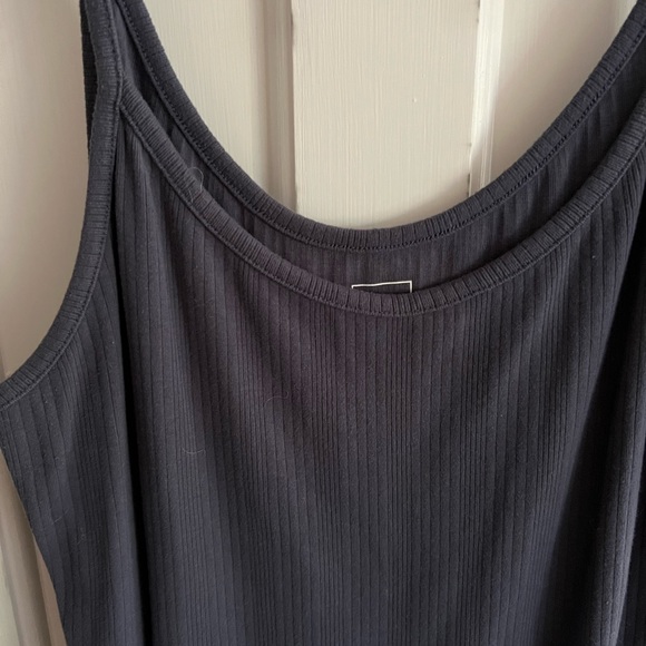 GAP Bodysuit - Picture 2 of 3